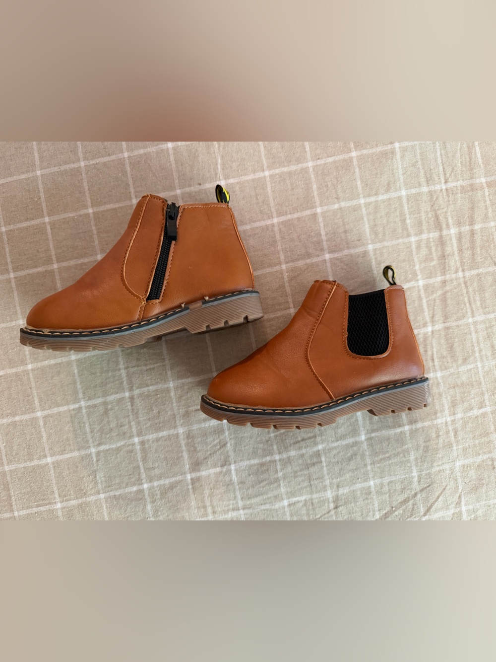 Kids Brown Chelsea Boots - Classic Zipper and Pull-On Style - Fall!